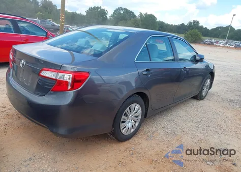 2014 Toyota Camry L z USA, uszkodzony, nr VIN 4T4BF1FK7ER385659